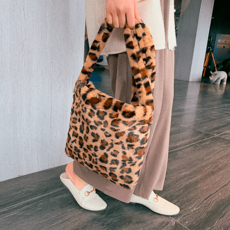 Bolsa Leopardo Pelúcia Fluffy - Ohbabyohman