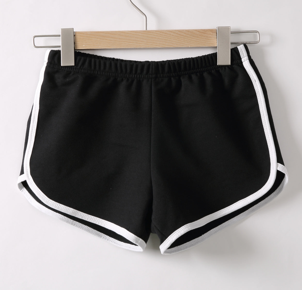 Short minimalista esporte